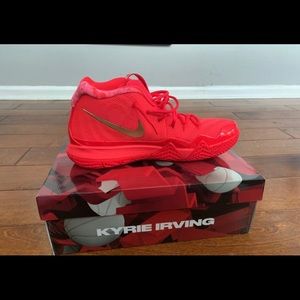 Nike Kyrie Irving red carpet size 13
